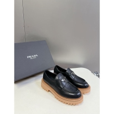 Prada Low Shoes